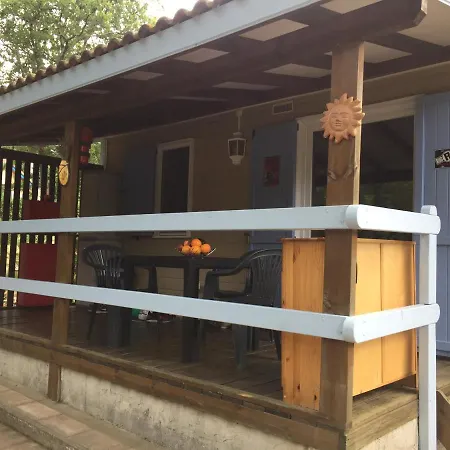 Chalet A Au Calme Sous Les Pins