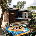 Σαλέ A Au Calme Sous Les Pins *